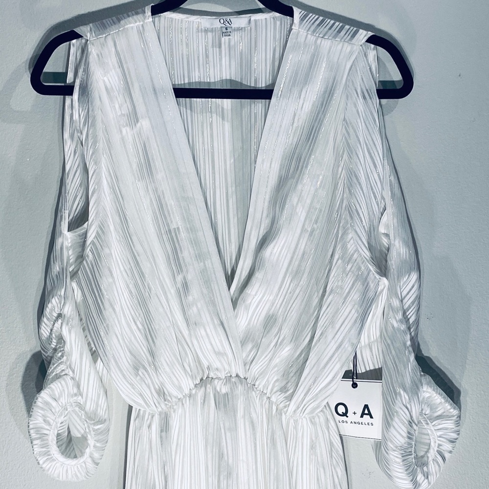 Perfect for a Bride***White Maxi Cold Shoulder Dress**Small $189